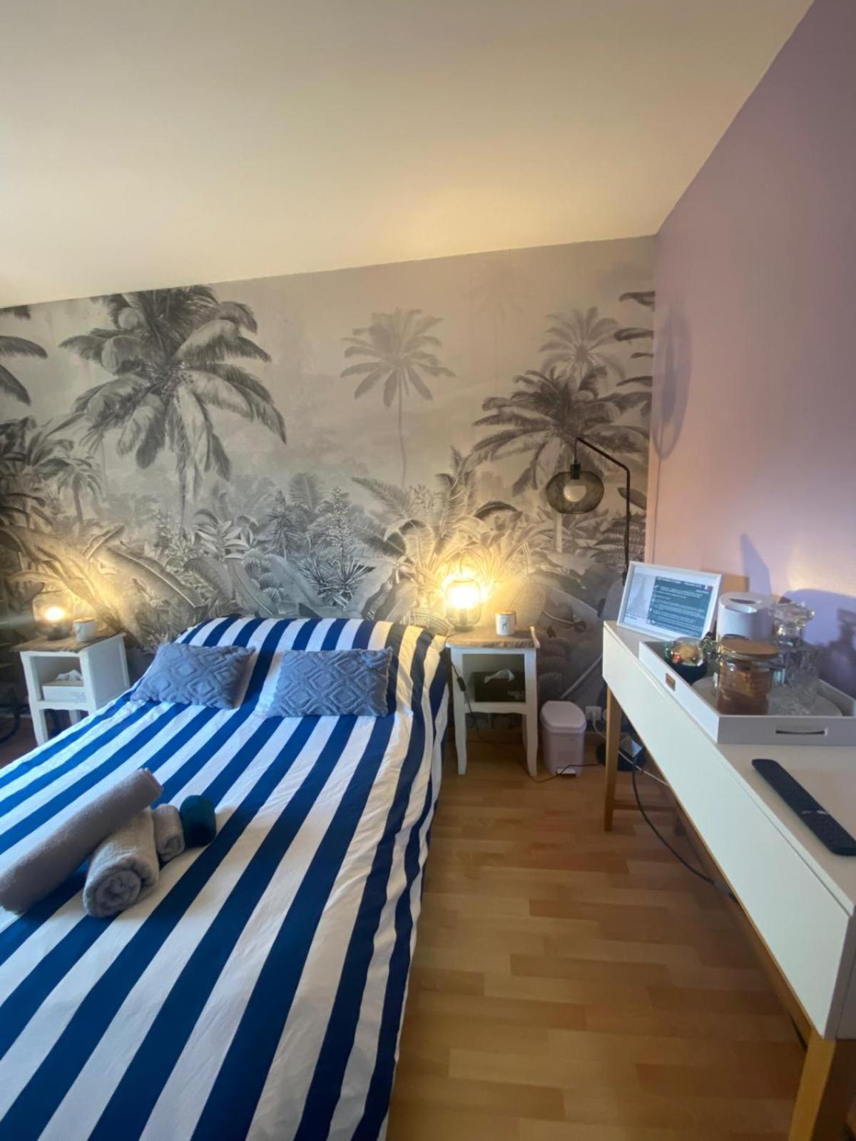 La Maison Blanche - Magnifique Chambre Chez L'Habitant 20 Min Cdg Sevran Kültér fotó